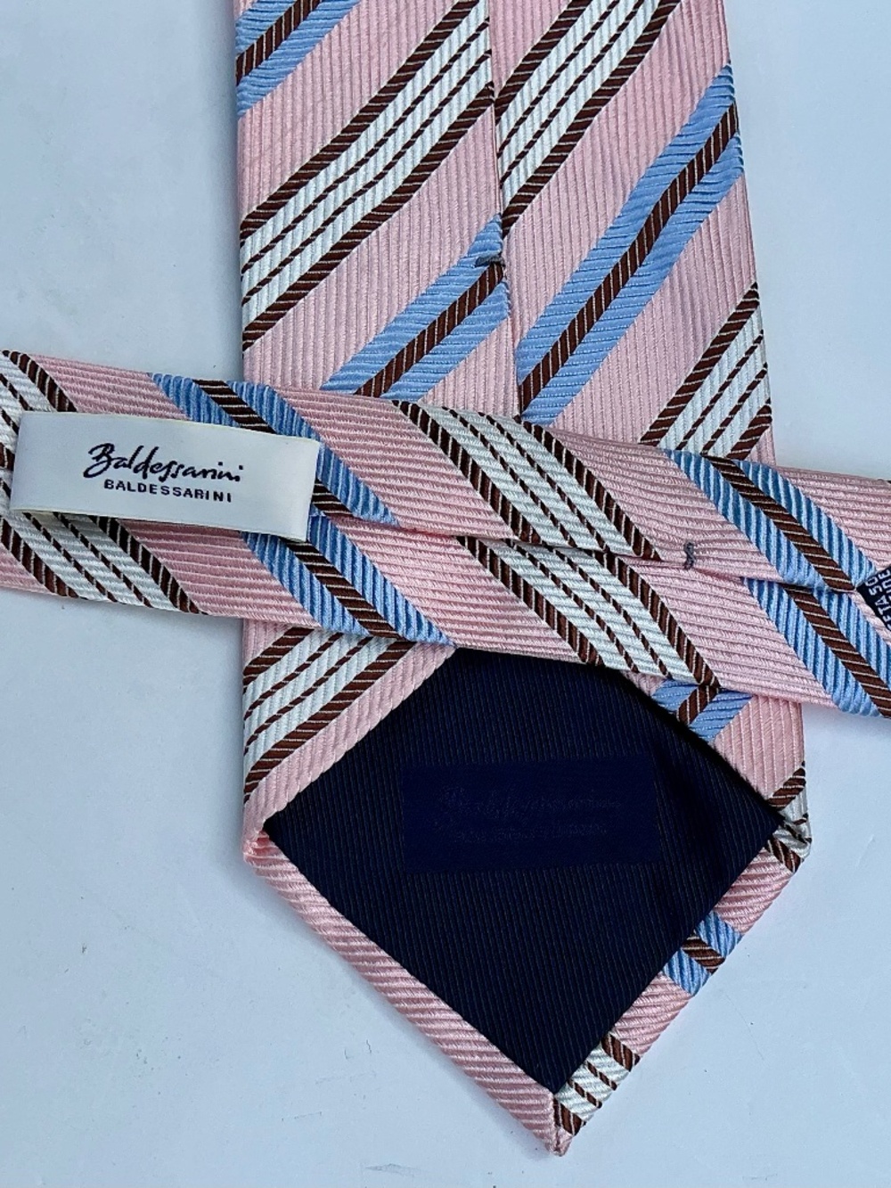 Baldassarini by HUGO BOSS lovely pink striped all Silk tie made in Italy 🇮🇹